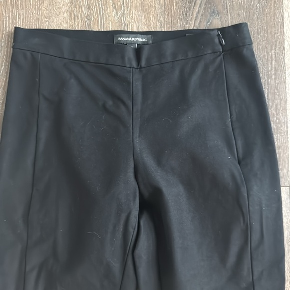 Banana Republic Black Pants. Women’s size 4. Like new condition! - Picture 2 of 6